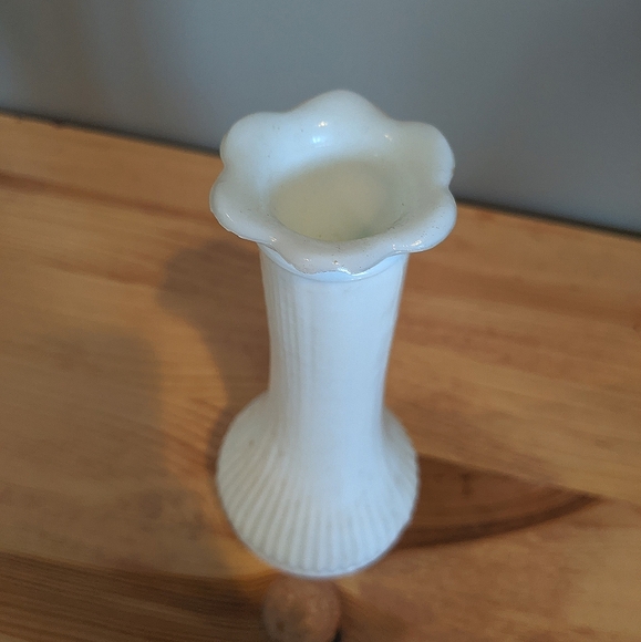 Lot of 40 Vintage Milk White Vases Wedding - Picture 16 of 16